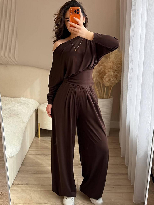 Женский стильный повседневный костюм двойка из вискозы Шоколад Одесса - изображение 2