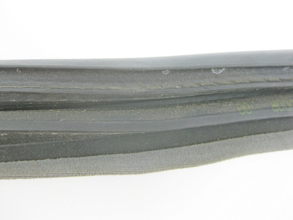 Mercedes-Benz  A1646900398 7G30 Ущільнювач задніх дверей на кузові сірий ML W164 Одесса - изображение 7