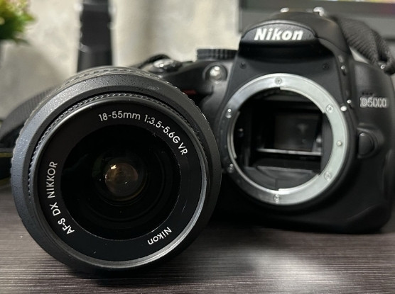 Фотоаппарат Nikon D5000 с объективом 18–55 VR Харьков - изображение 1