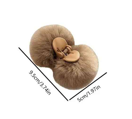 Шпилька крабік із хутра Смела