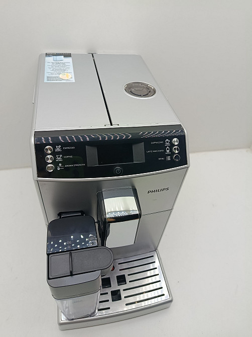 Автоматична кавомашина з капучинаторм Philips EP3551 (товар вживаний) Луцьк - фото 8