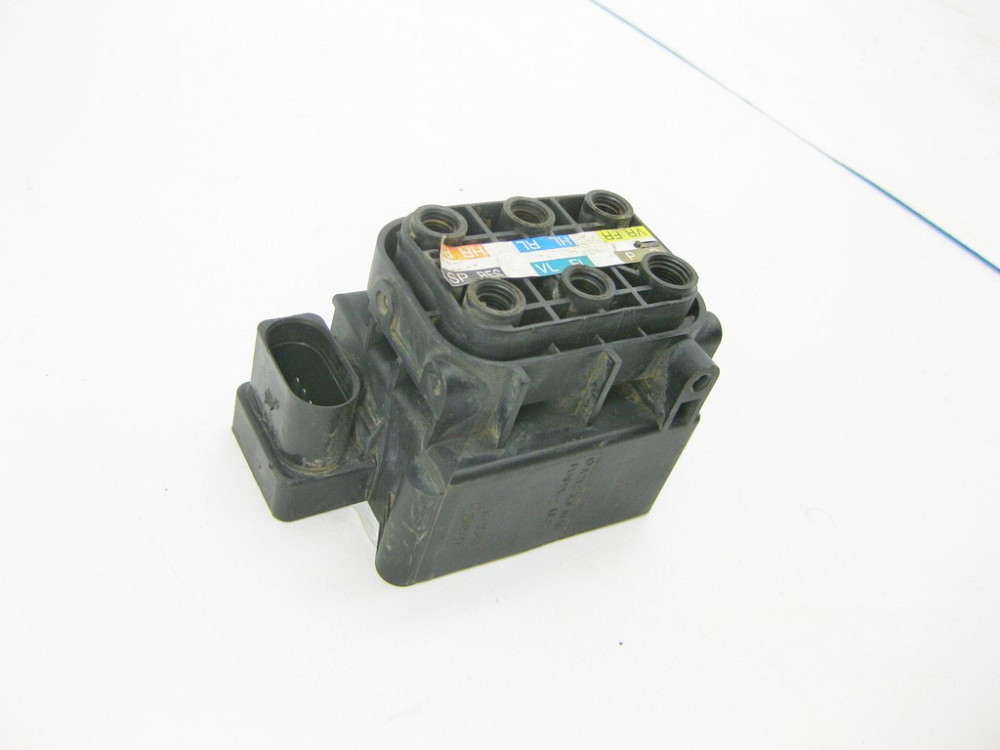 Mercedes-Benz  A2123200358 Блок клапанів пневмопідвіски ML W164 R-class short W251 CL C216 S-class short W221 CLS C218 ML/GLE W166 GLE Coupe C292 S-cl Одеса - фото 6