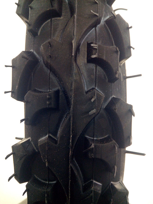 Велосипедная шина 12 * 1/2 * 2 1/4 (47-203) (АНТИПРОКОЛ 5 Level Шри Ланка) Мукачево - изображение 1