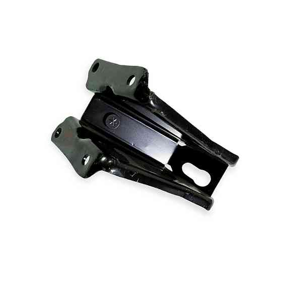 Кронштейн 2121 лівий двигун Мукачево