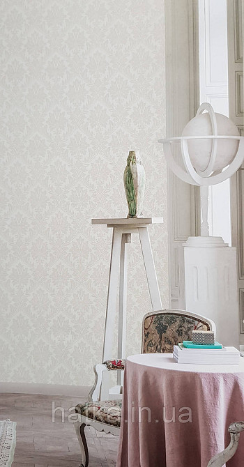 Шпалери вінілові на флізеліні Grandeco Time метрові структурні вензелю завитки бежеві на білому Київ - фото 1
