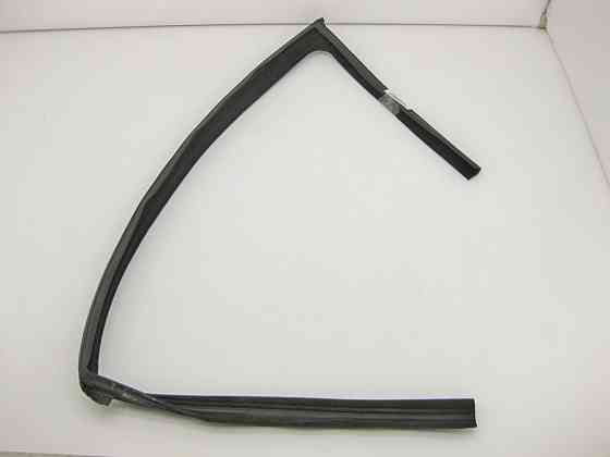 Mercedes-Benz  A2217250125 Ущільнювач опускного скла передніх лівих дверей S-Class W221 Одеса