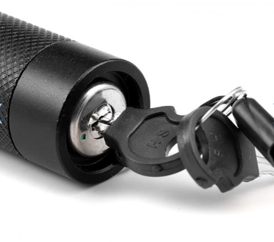 Лазерна Зелена указка Green Laser Pointer BL-303/1360 для навчання, презентації, розваги 1360 Київ