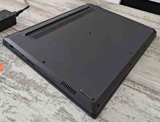 2020. Мощный Ноутбук: Lenovo Ryzen 3/8Gb. DDR4, AMD Vega 2Gb. SSD256Gb. 5ч. Киев