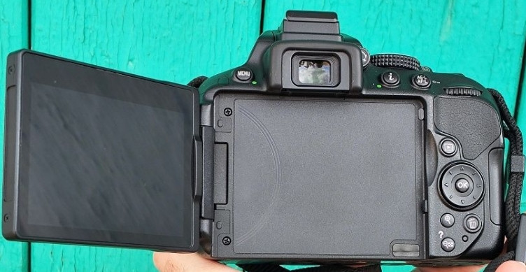 Дзеркальний фотоапарат
Зі знімним об'єктивом
Nikon D5200+18-55 VR ll Київ - фото 5