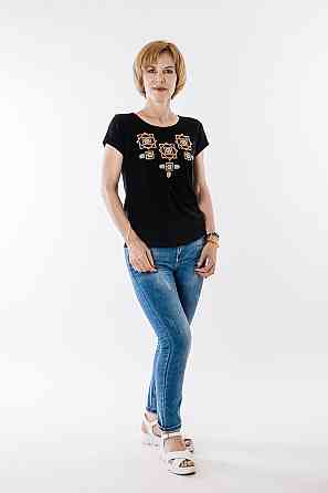 Вышиванка женская, черная Киев