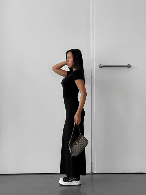 Женское стильное элегантное длинное платье из качественной вискозы Одесса - изображение 2