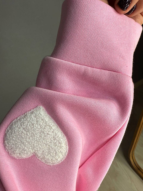 Свитшот женский W 2975 оверсайз с объемными сердцами, розовый, one size Киев - изображение 19