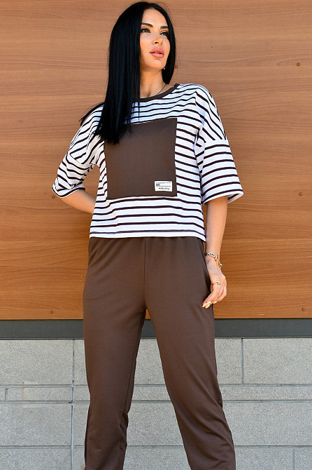 Спортивный костюм 