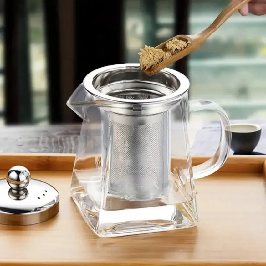 Заварювальний чайник із жароміцного боросилікатного скла 950 мл з металевим ситечком та кришкою Одеса - фото 3