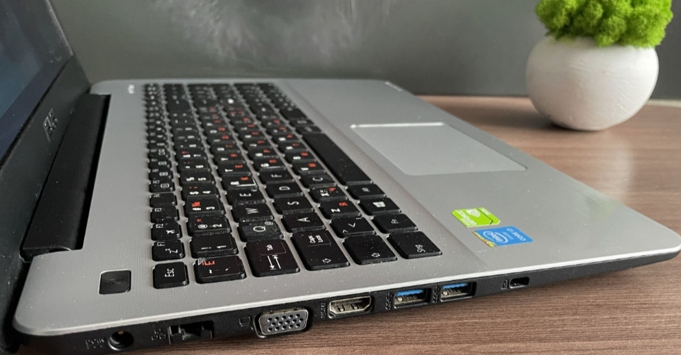 Ноутбук Ігровий ASUS 8Gb. / i7-5500/ SSD256Gb. / GeForce GT 940 2Gb. Київ - фото 5