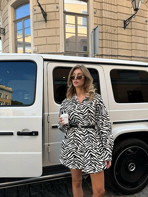 Жіноча подовжена сорочка оверсайз в анімалістичний принт щільний джинс Чорний Одеса - фото 5