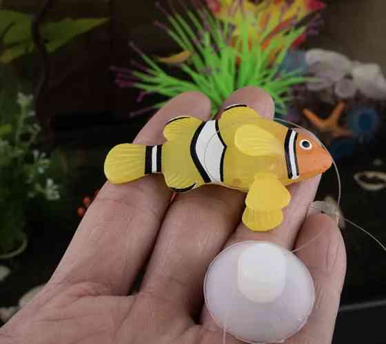 Искусственная рыбка Клоун Красная Голова силиконовая и люминесцентная 4 на 6 см желтый Киев