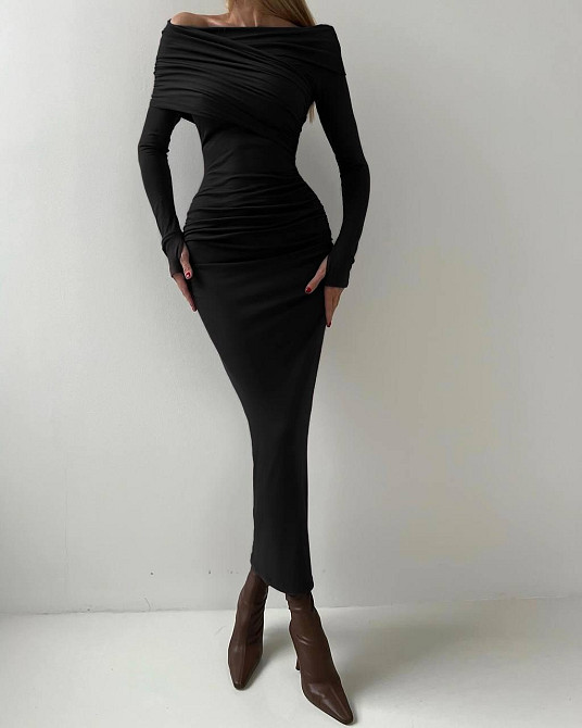 Жіноча силуетна сукня трансформер з відкритими плечами трикотаж Одеса - фото 1