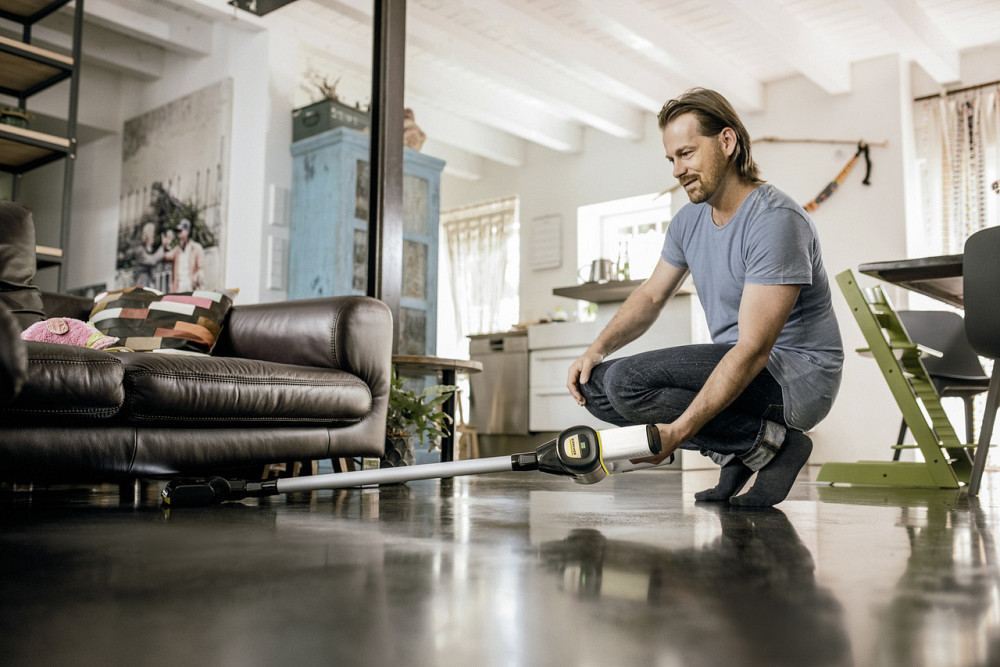 Аккумуляторный пылесос Kärcher VC 6 Cordless ourFamily 1.198-670.0, 250 Вт, 25.2 В, HEPA 12 Киев - изображение 2