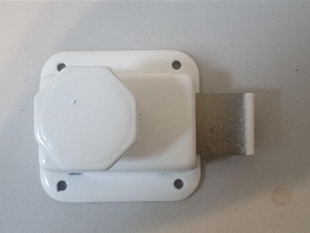 Засув для ванної кімнати білий "P-o" Київ - фото 3