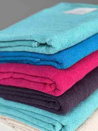 Полотенце махровое Ideal Textile с бордюром однотонное плотность 360 г/м2 70х130 см (56860715) Фуксі Черновцы