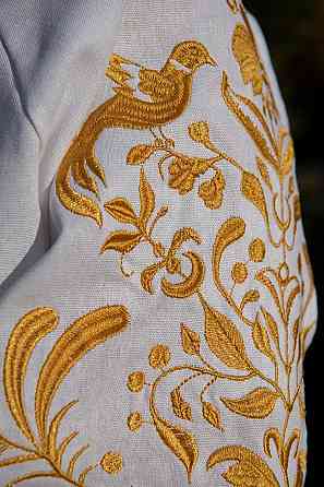 Вишиванка жіноча, лляна, біла з довгим рукавом, топ Київ