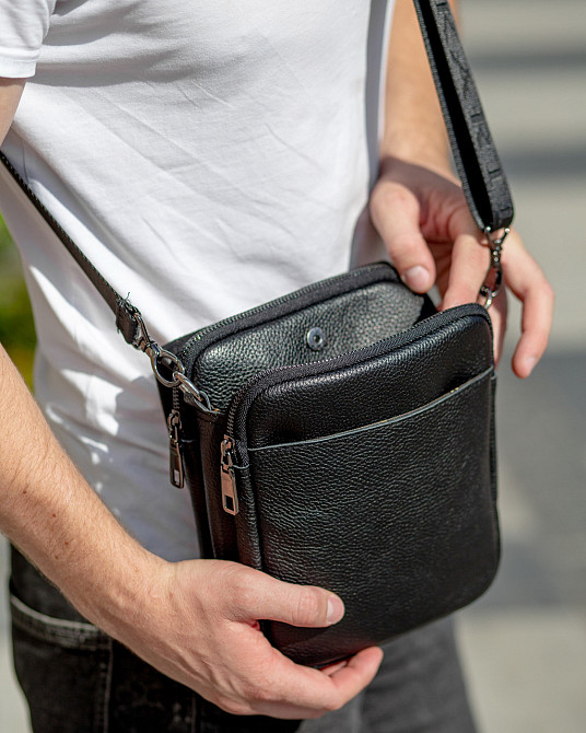 Чорна шкіряна чоловіча сумка через плече Tiding Bag Київ - фото 1