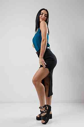 Юбка с фигурным разрезом 