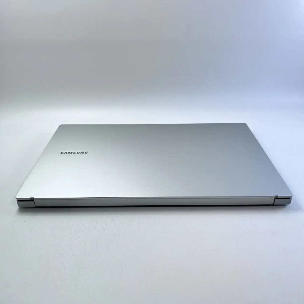 Ноутбук Samsung Galaxy Book3 NP750XFG 15.6" IPS FHD Intel Core i7-1355U 16/512GB SSD Silver тонкий легкий Николаев - изображение 8
