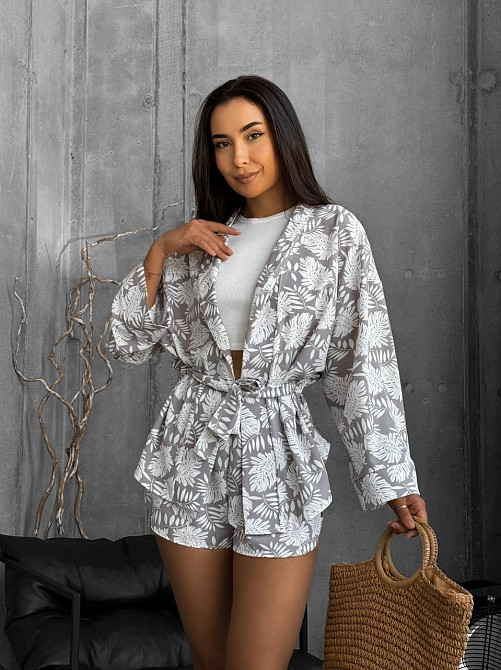 Женский летний принтованный костюм двойка: рубашка-кимоно и шорты софт Одесса - изображение 1