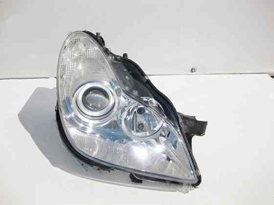 Mercedes-Benz  A2198204461 Фара права біксенон адаптивна CLS C219 USA Одеса