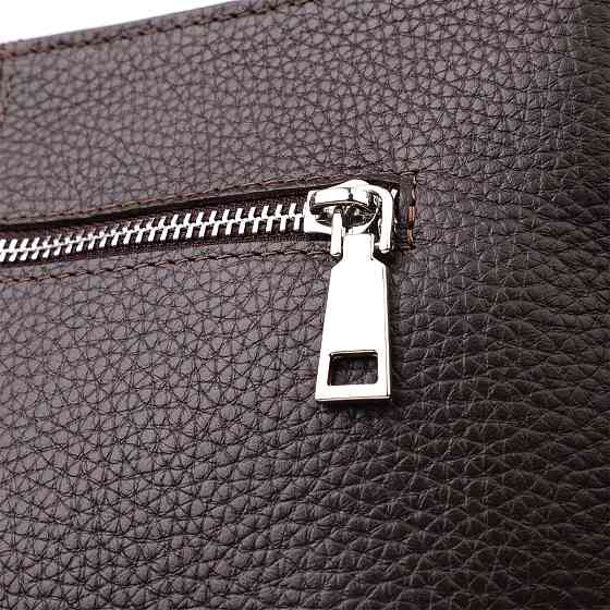 Стильна сумка через плече для чоловіків із натуральної шкіри GRANDE PELLE 22884 Коричневий Київ