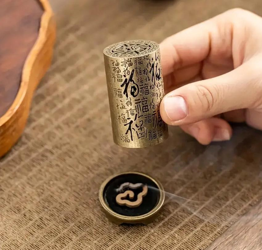 Изящный вертикальный держатель для благовоний. Мини-курильница 6,2 см Киев - изображение 6