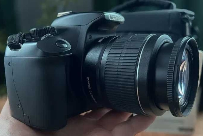 Дзеркальний Фотоаппарат Canon Eos 1100D Київ - фото 6