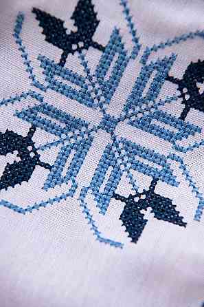 Вышиванка женская льняная, белая топ Киев