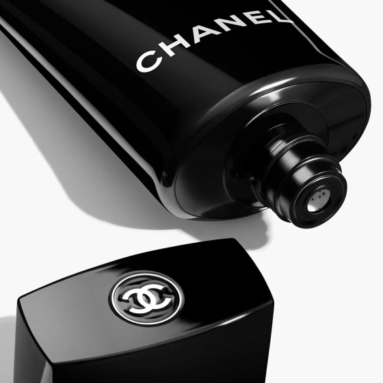 Отшелушивающая маска для лица Chanel Le Masque Camellia Exfoliating Mask 150ml Славянск