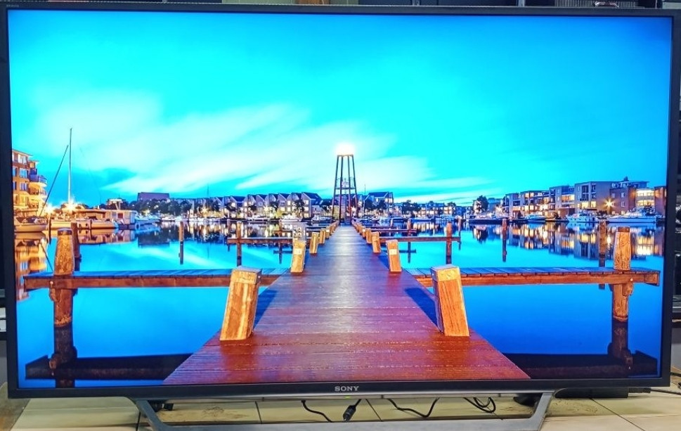 Телевизор SONY 48
