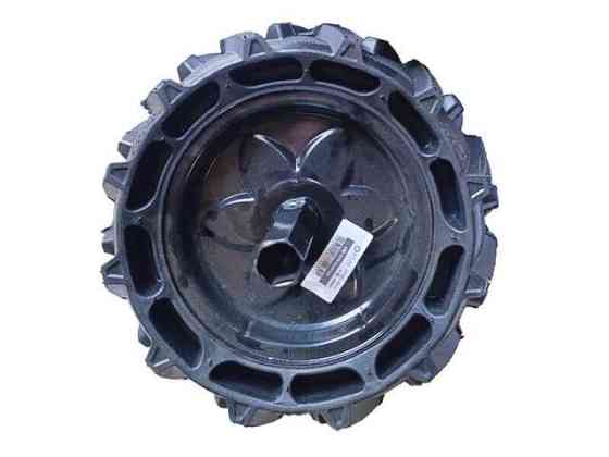 Колесо безвоздушное 3,5*6, со ступицей 24 мм, правое Мукачево