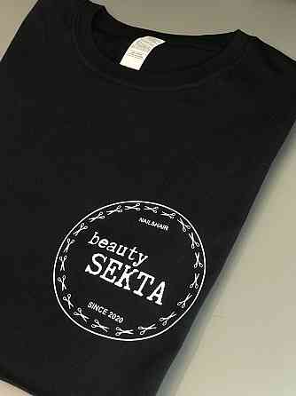 Женская\Мужская футболка с нанесением логотипа компании Черновцы