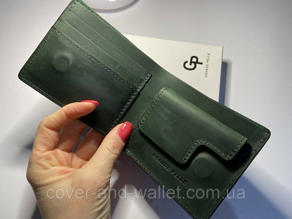 Компактний шкіряний чоловічий гаманець на магнітах зеленого кольору Grande Pelle 505191 Київ - фото 8