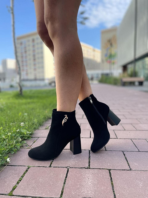 Vesna Жіночі черевики VESNA чорні натуральна замша висота 10,5см каблук 8см 36р. (1183) Коломия - фото 3