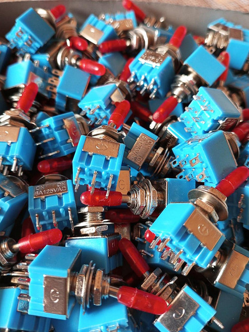 Тумблер MTS-202 (ON-ON) 6- контактний, 3A, 250VAC Полтава - фото 1