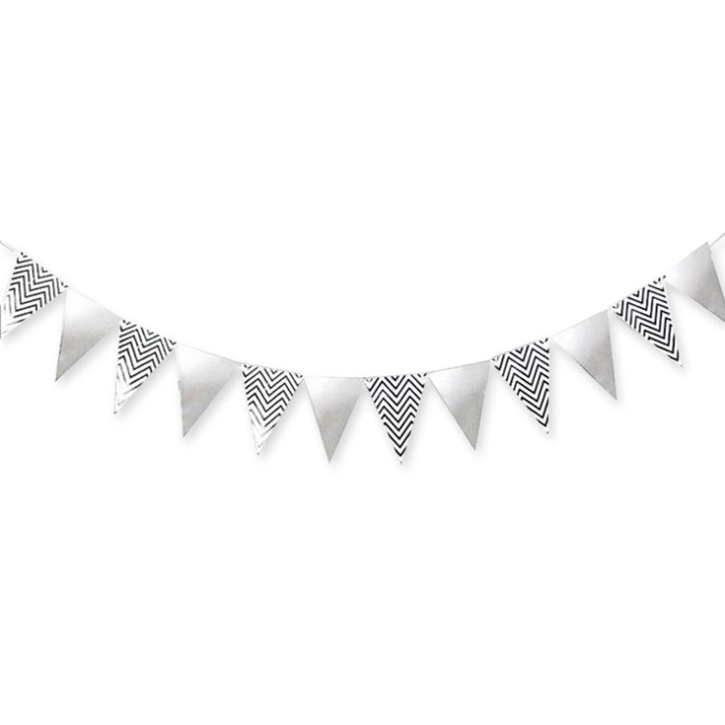 Гирлянда треугольники на праздник 4 м 18 на 13 см серебристый Киев - изображение 1