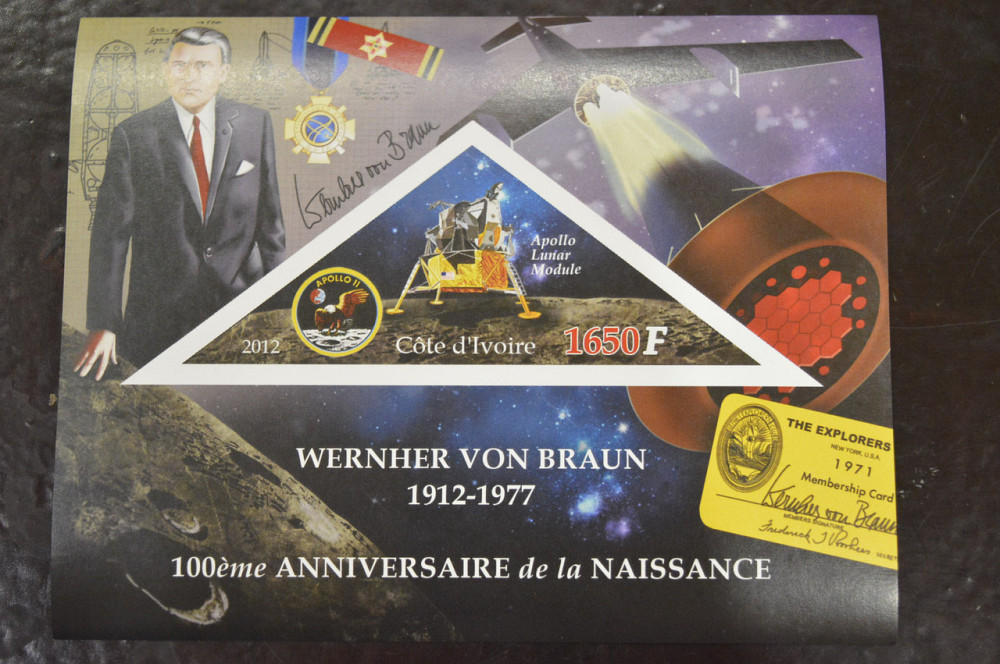 Кот-Д'івуар. Космос. Марки. Блок. 2012 рік (І) Полтава - фото 1