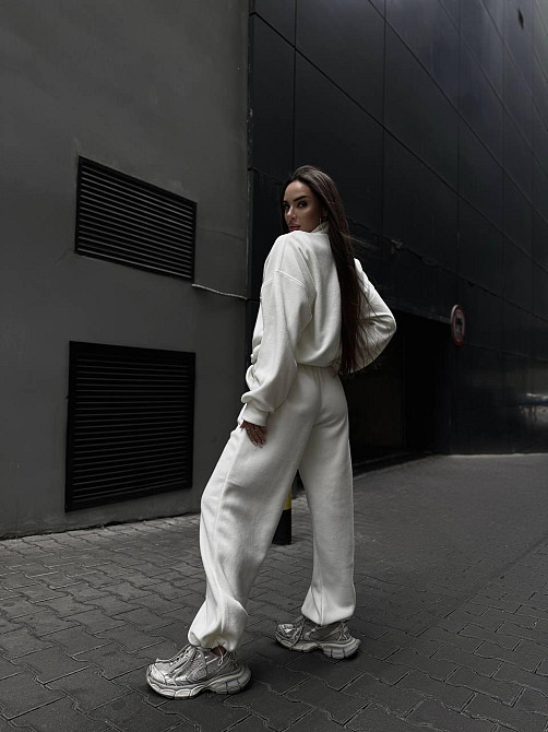 Женский удобный теплый костюм из флиса двусторонний Одесса - изображение 9