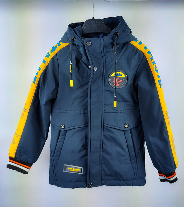 Демісезонна куртка для хлопчиків у синьому кольорі 128 Миколаїв - фото 1