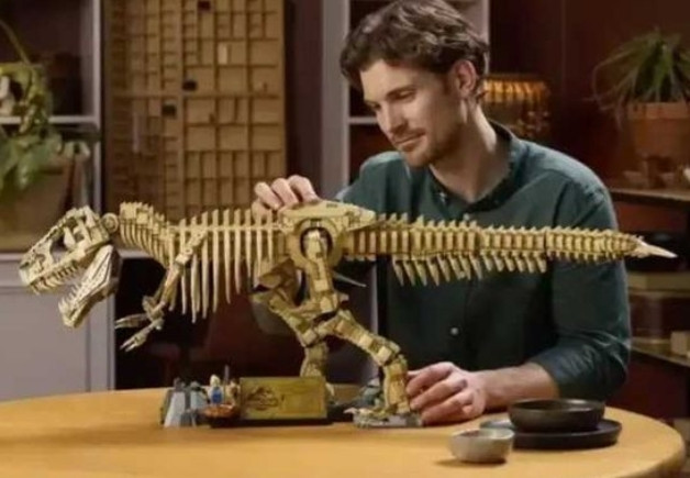 КОЛЬОРОВА КОРОБКА‼️ Тираннозавр Рекс T. Киев - изображение 4