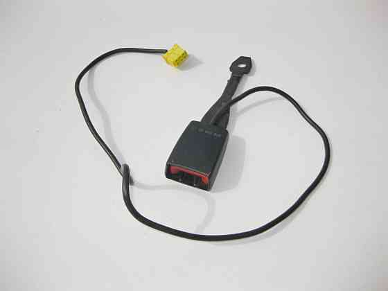 Mercedes-Benz  A2208600569 Замок - засувка переднього лівого ременя безпеки S-Class W220 Одеса