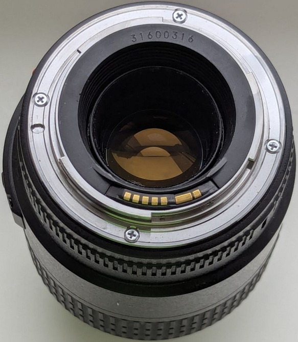 Объектив Canon EF 100mm f/2.8 Macro USM Харьков - изображение 2