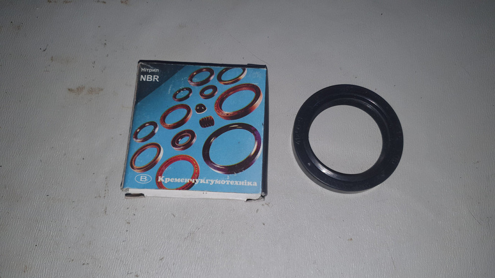 Сальник полуоси Москвич-2141. 41х56х9 мм. 2141-2303034. Харьков - изображение 1